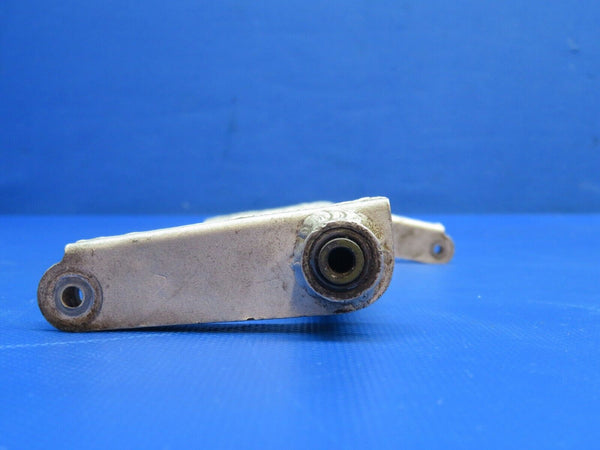 Cessna 210 Nose Gear Door Torque Tube Assy P/N 1217025-1 (0124-1042)