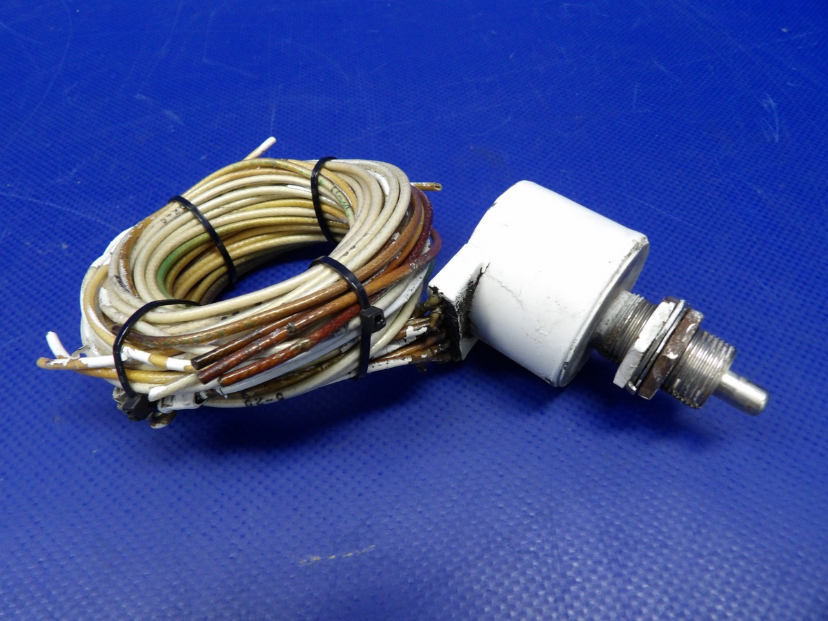 Piper PA-31T1 Cheyenne Squat Switch P/N 29549-02 (0626-1388)9