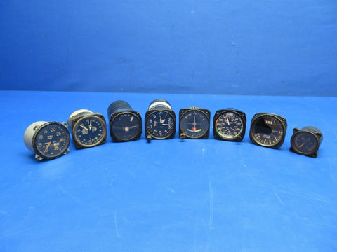 Aircraft / Aviation Instruments MAN CAVE / DECORATION LOT OF 8 (0324-1305)