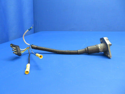 Piper 28R-200 Arrow Pollak Auxiliary Power Receptacle P/N 62227-00 (1022-592)