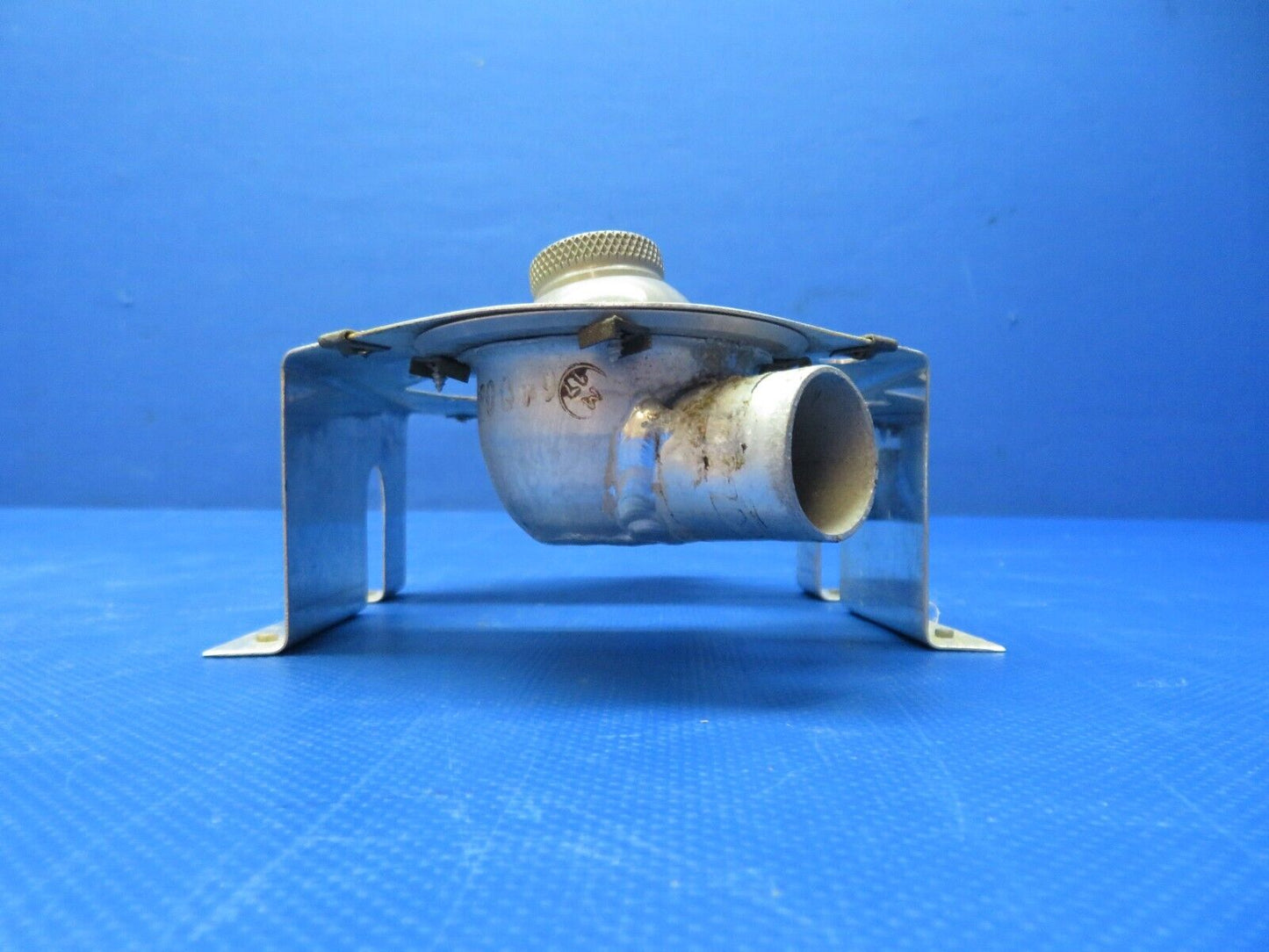 Mooney M20 / M20E Overhead Air Valves w/ Bracket P/N 640026 (0424-184)