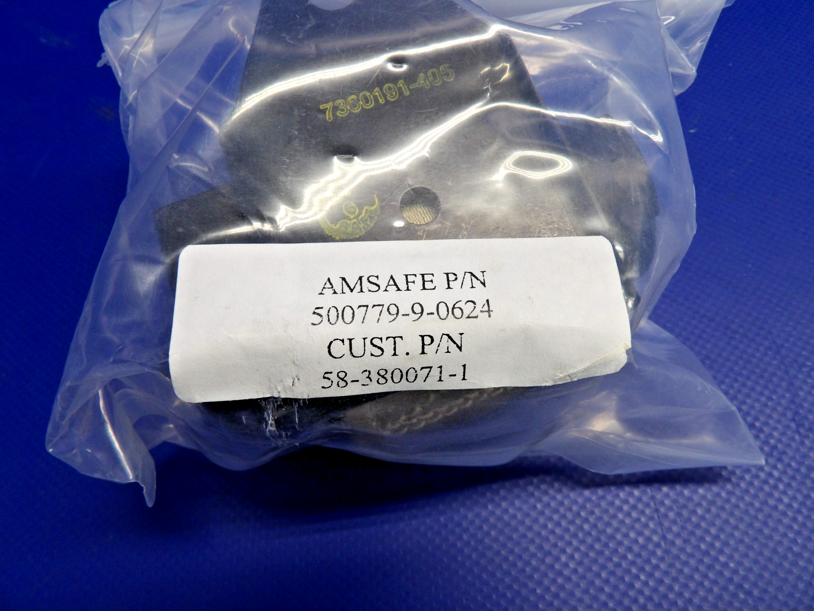 Am Safe Inertia Reel & Shoulder Harness NOS w/8130 P/N 500779-9-0624 (0326-1242)1