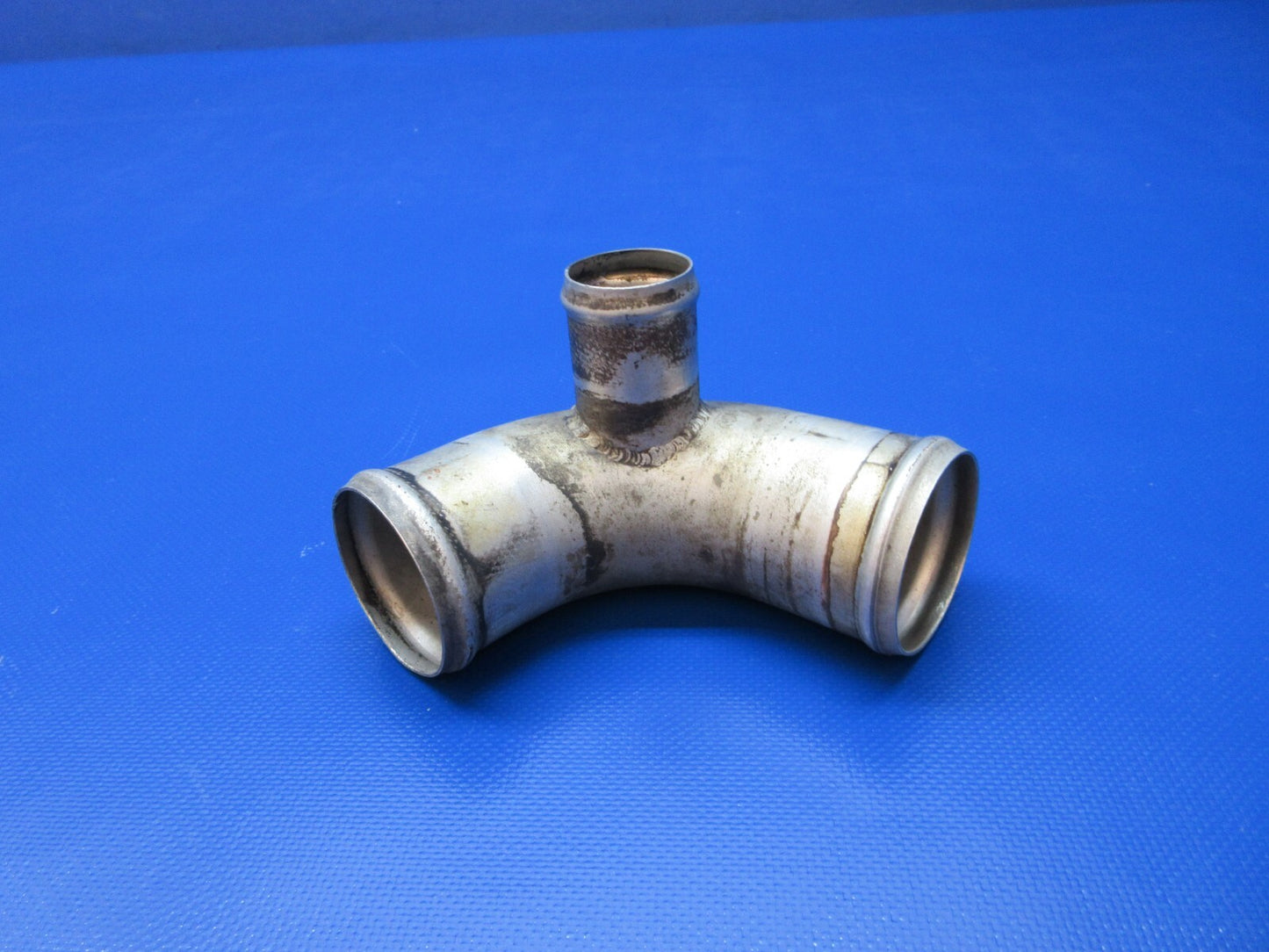 Lycoming TIO-540-AE2A RH Tube Air Inlet Housing P/N 02P19884 (1124-1391)0