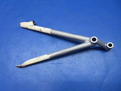 Cessna 177RG Cardinal Support Main Gear Actuator LH P/N 2041014-1 (0818-58)1