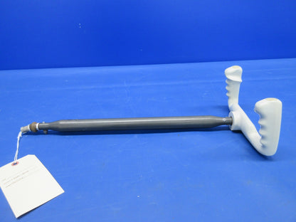 Beech C24R Sierra Control Wheel / Yoke RH P/N 35-380060-35 (0524-2042)5