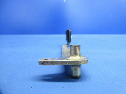 Piper PA-28-161 Warrior Cabin Door Interior Handle with Knob 79515-13 (0824-971)