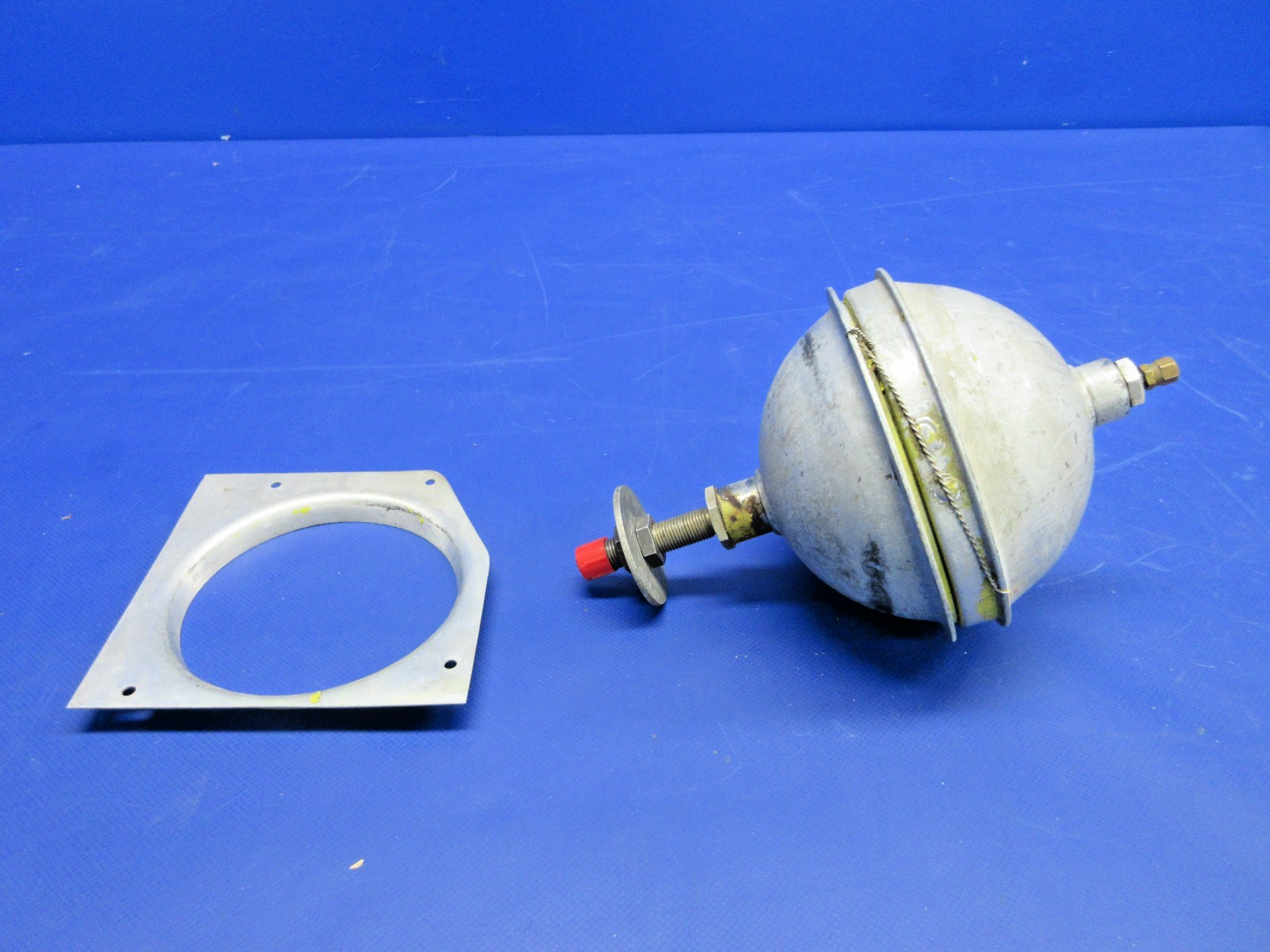 Beech 58 Baron Propeller Governor Accumulator P/N 96-960011-13 (0326-778)0