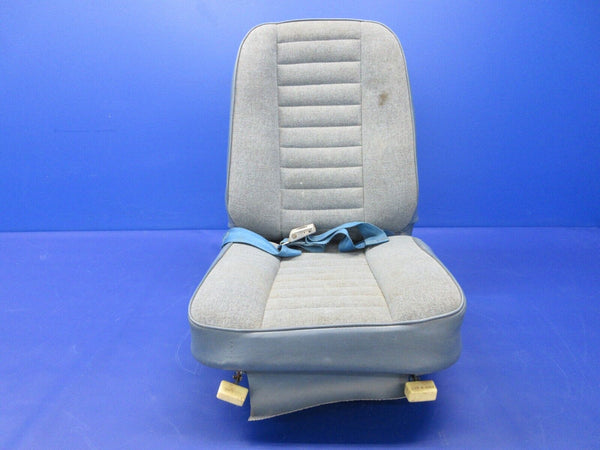 Cessna 310 / 310Q RH Center Seat P/N 0812822-14 (1124-1430)