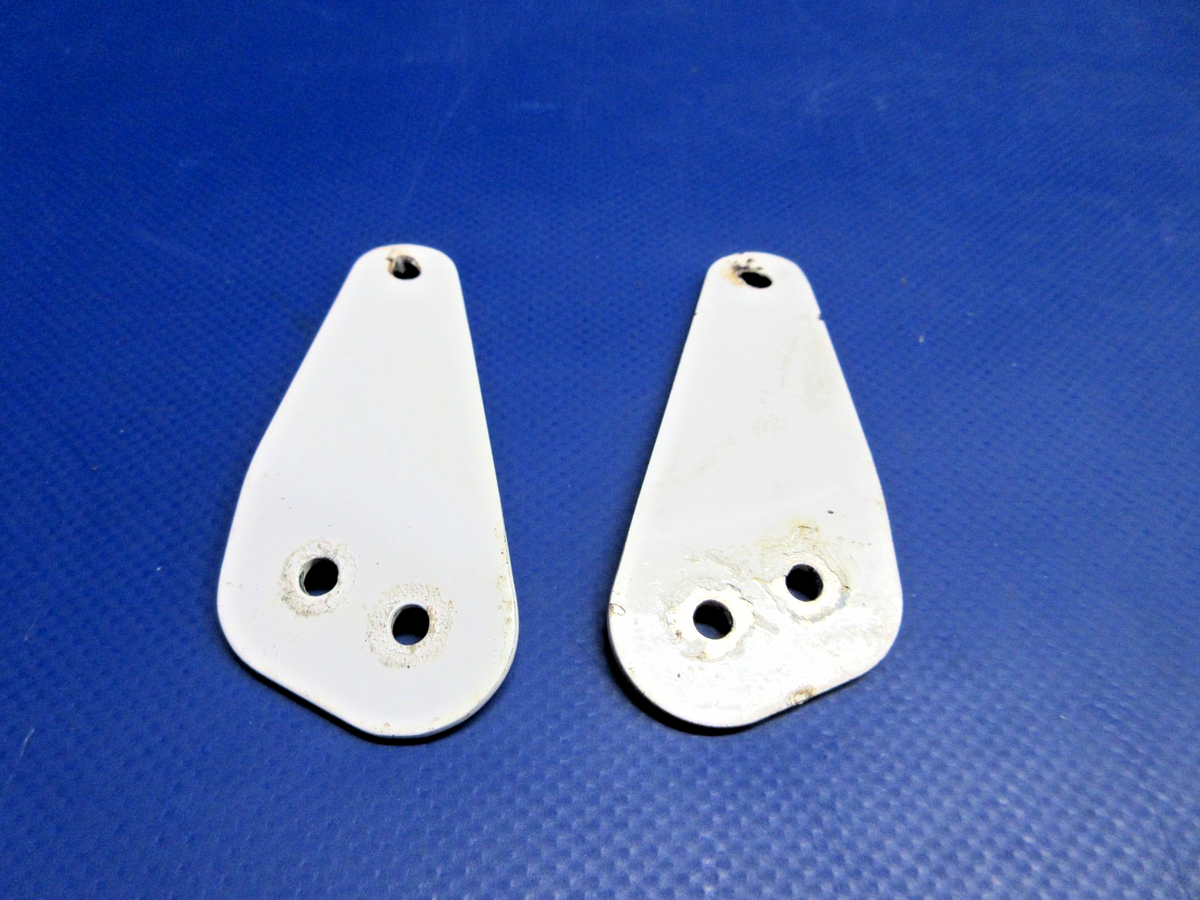 Cirrus SR22 Exhaust Brackets LH & RH P/N 20155-007, 20155-006 (0926-865)2
