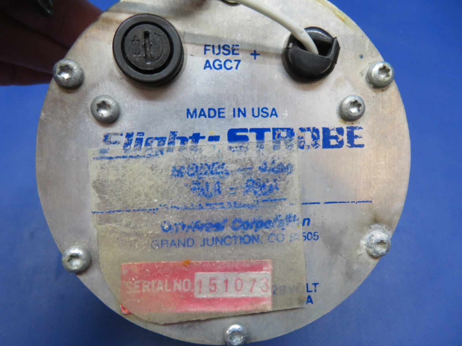Cessna 421 Universal Corp. Flight Strobe 28v P/N 4400 TESTED (0326-173)1