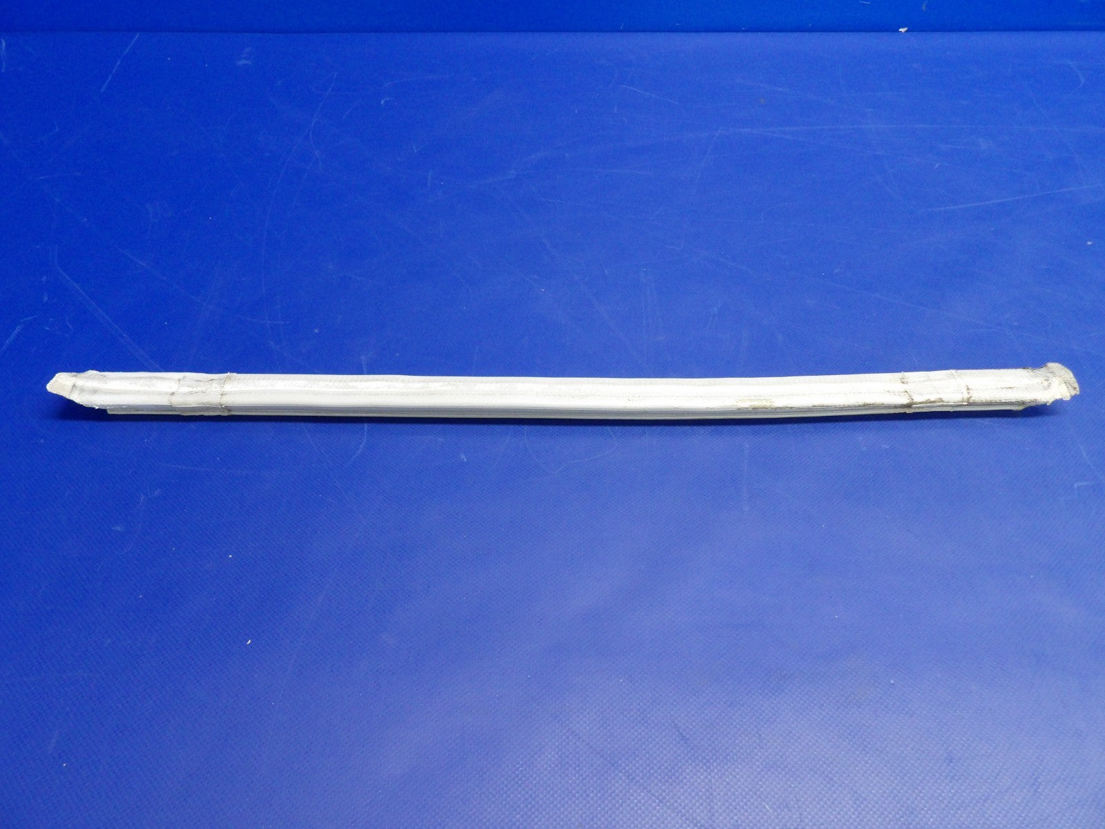 Cessna 421 Cabin Door LWR Seal P/N 9910007-4 (0626-1495)5