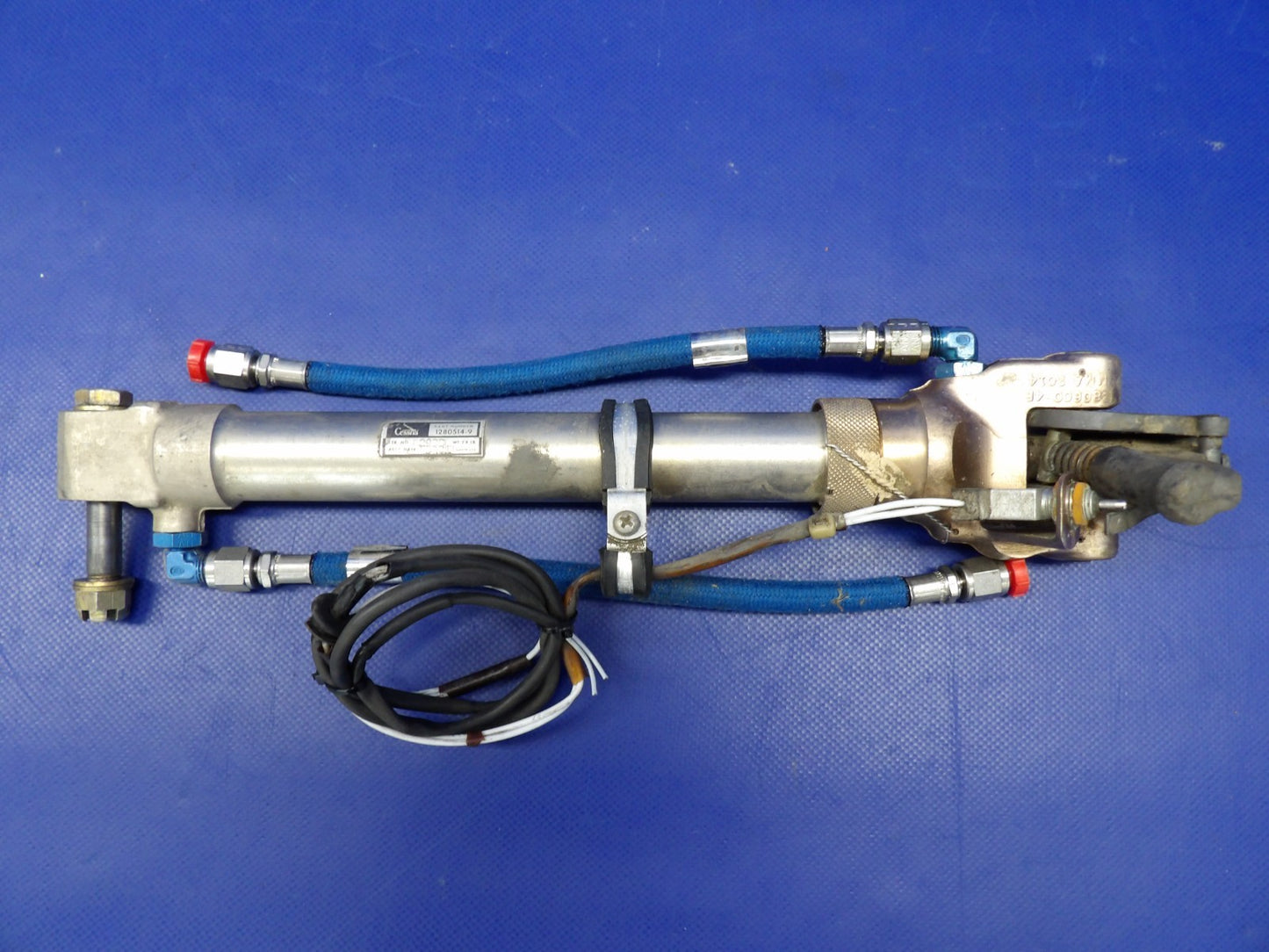 Cessna 172 / 172RG Nose Gear Actuator P/N 1280514-9 (0626-1489)3