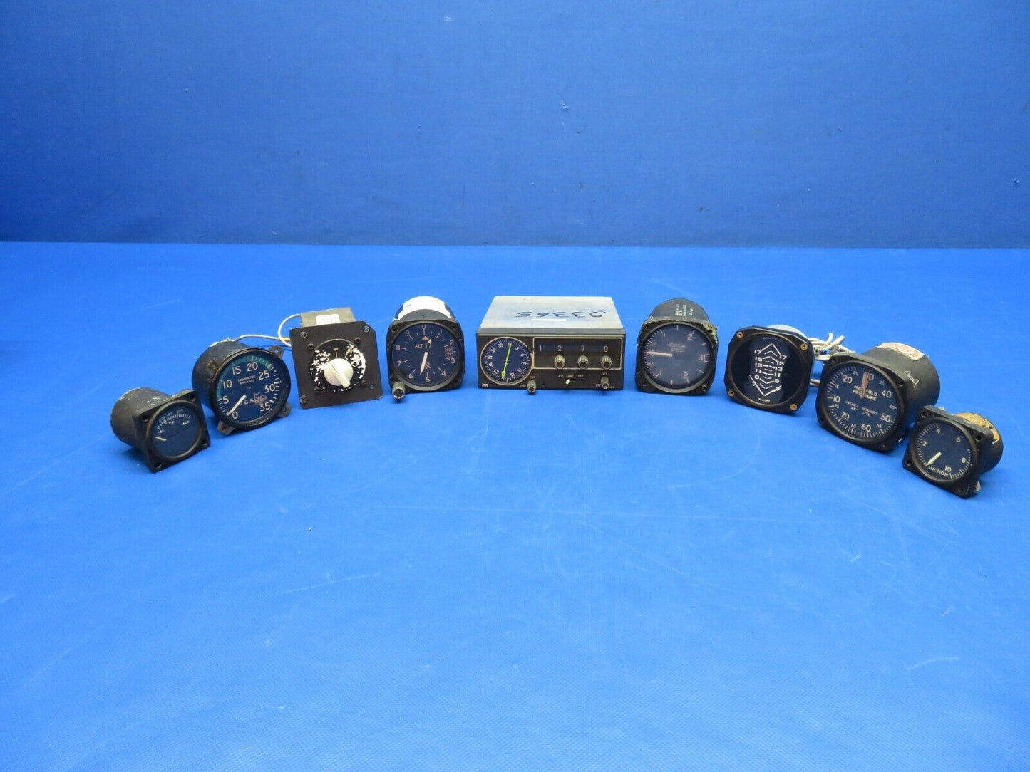 Piper PA-23-250 Aztec Instruments Man Cave / Decoration LOT OF 9 (0524-1704)