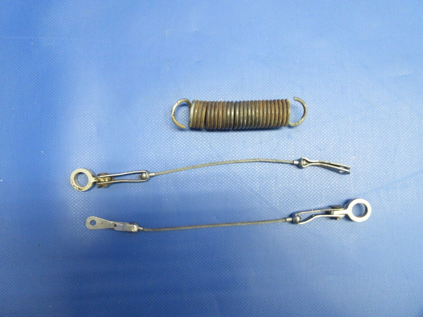 Beech C24R Sierra Nose Gear Centering Steering Spring 169-820030-11 (0524-1190