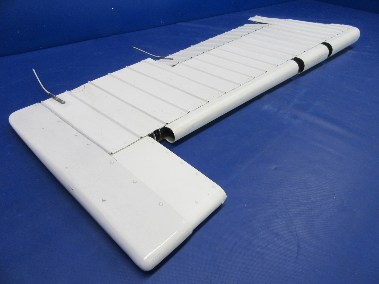 Cessna 172 / 172RG RH Elevator w/ Tab P/N 2432000-202 (0326-09)10