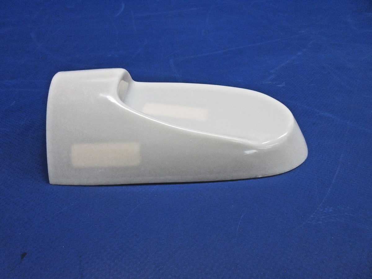 Cessna 172 / 182 UAvionix LH Wing Tip Adaptor P/N UAV-1002302-001 NOS (0926-716)7