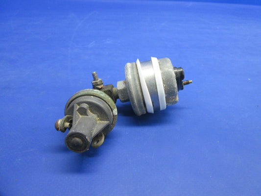 Piper PA-38-112 Tomahawk Fuel Pressure Transducer P/N 486-439 (0525-827)0