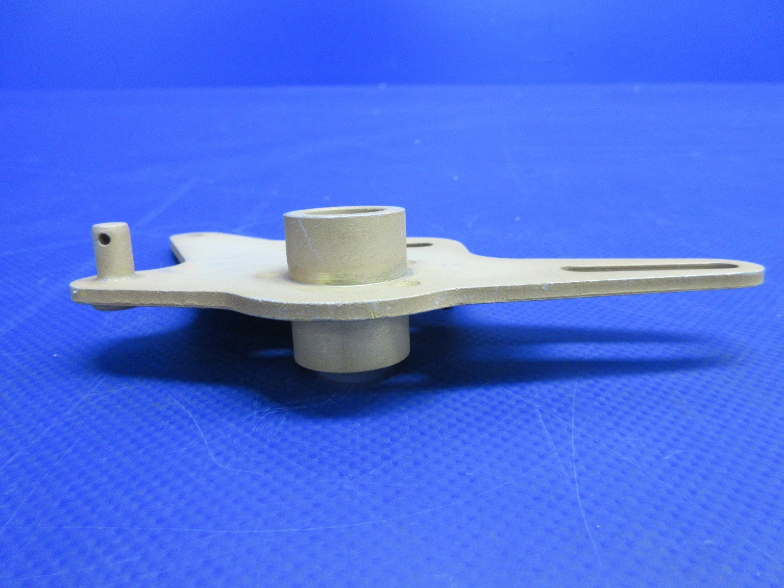 Beech RH Throttle Braze Arm w/8130 P/N 50-524510-10 NOS (0426-843)8