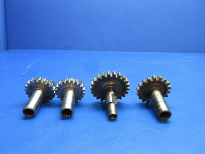 Aircraft Gears MAN CAVE / DECORATION LOT OF 9 (0724-1915)