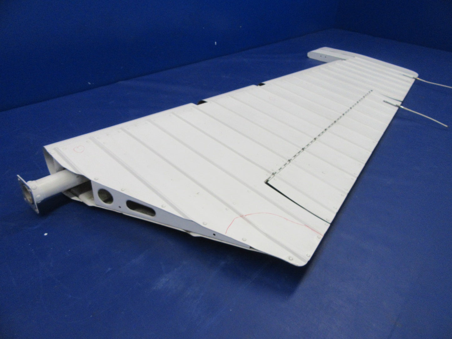 Cessna 172 / 172RG RH Elevator w/ Tab P/N 2432000-202 (0326-09)5