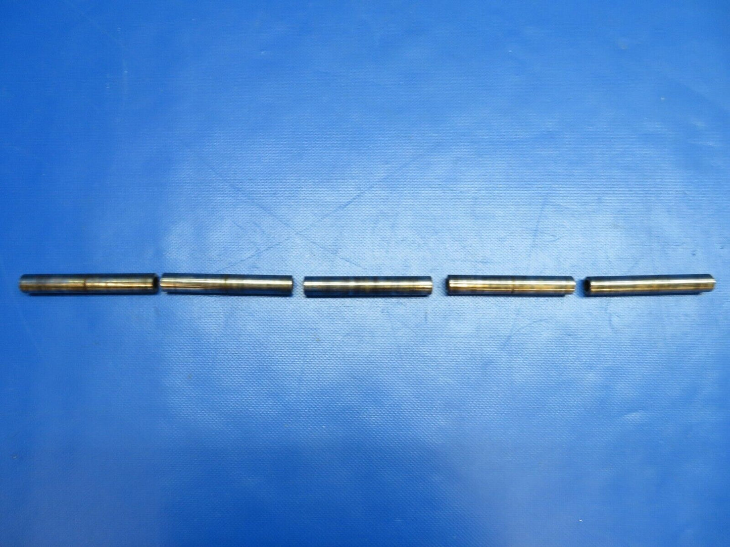 Continental O-300-D Rocker Valve Shaft P/N 21153 LOT OF 5 (0624-1766)