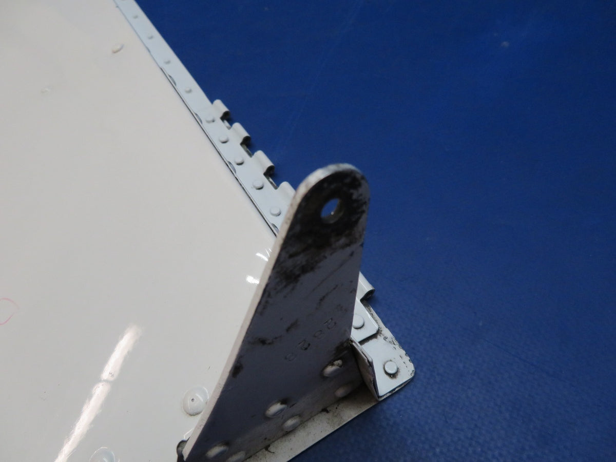 Piper PA-24-250 Comanche Stabilator Right Hand Trim Tab P/N 20194-29 (0826-402)7