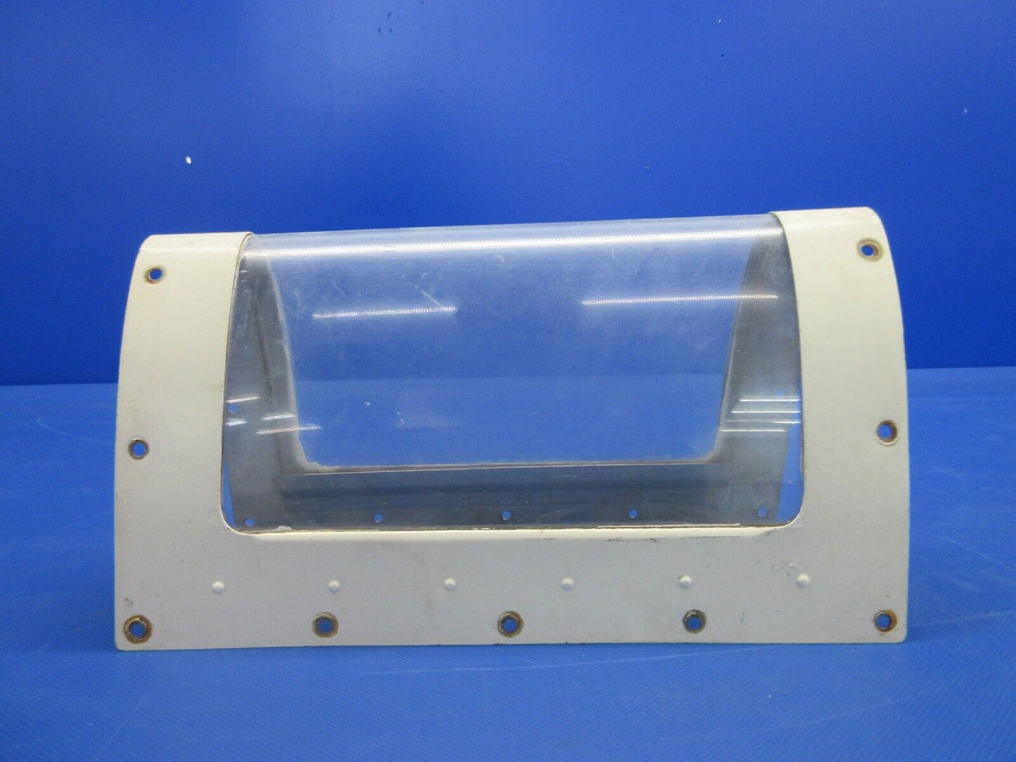 Cessna 172 Landing Light Retainer Lens P/N 0522112-1 (0424-1134)