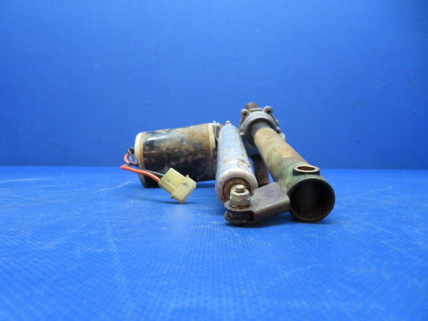 Cessna Redmond Motor Electric Flap Transmission & Motor 2313Q TESTED (1024-129)