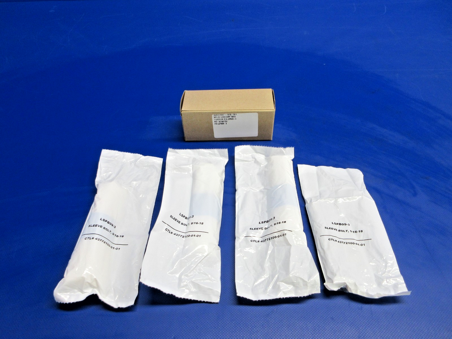Lord Engine Mount Sleeve Bolt 9/16-18 P/N LSPB09-3 LOT OF 4 NOS (0426-847)0