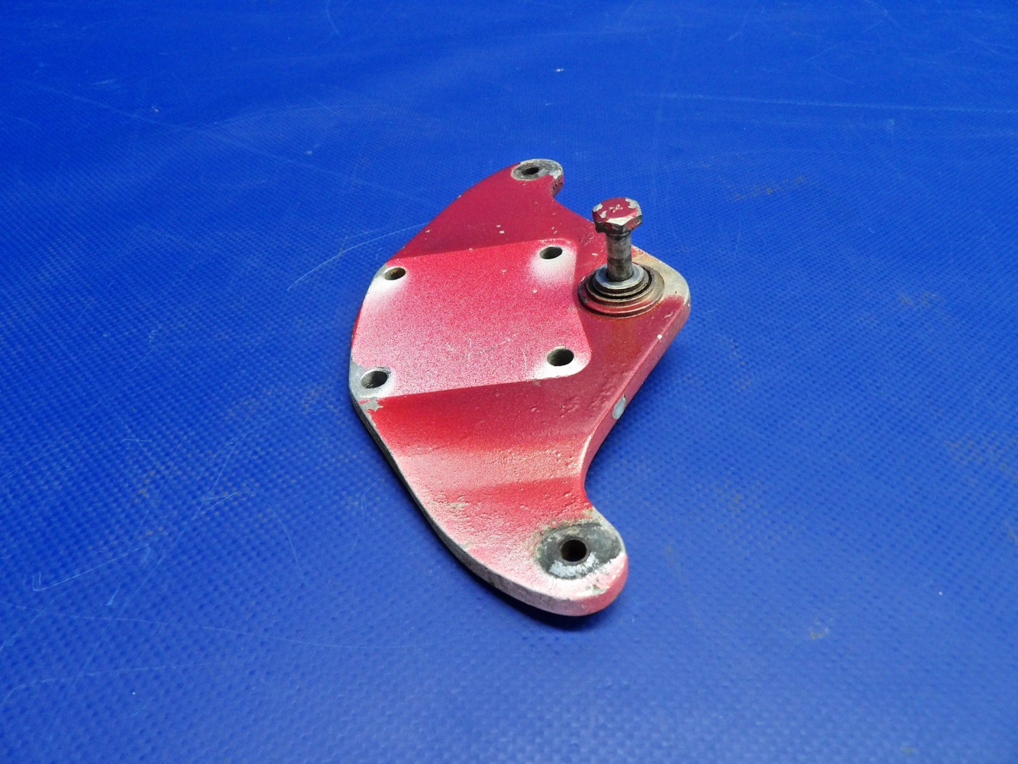Cessna 172 / 172G Rear Elevator Bellcrank P/N 0534122-1 (0326-1203)2