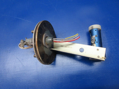 Cessna LH Fuel Level Transmitter w/ Mount P/N PAA700-13 WARRANTY (1224-1264)