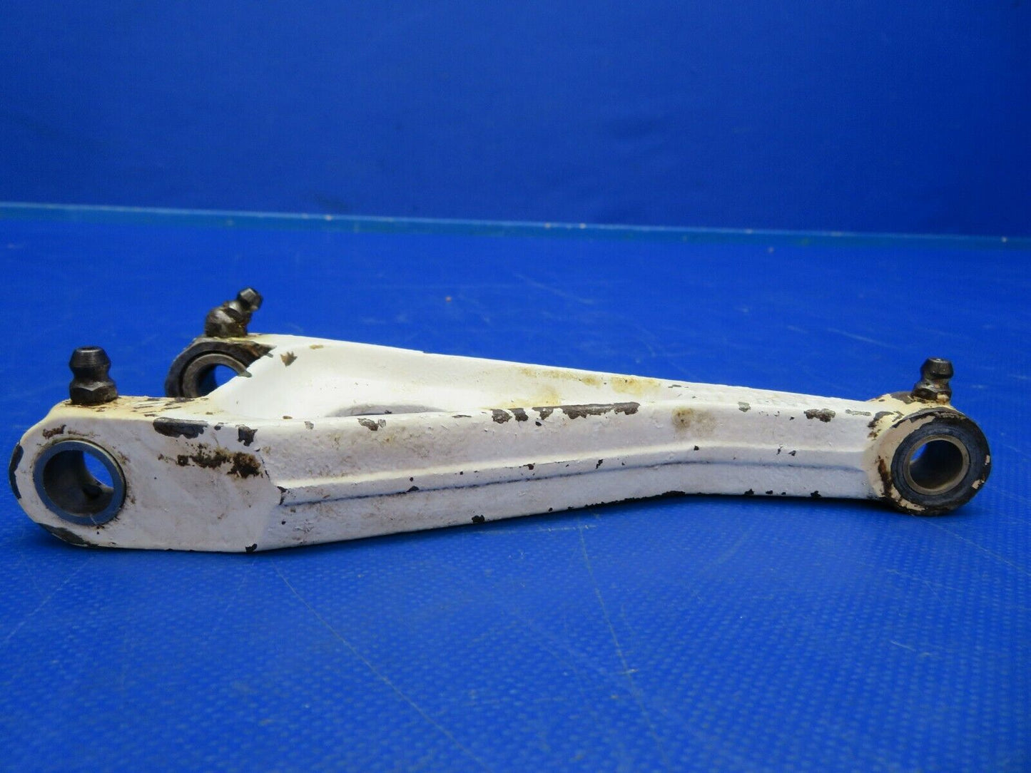 Cessna 310P Torque Link Assy RH Main Gear P/N 5041114-8 (0620-682)