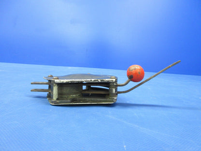 Bell 47J-2 Carburetor Heat & Mixture Control Quadrant 47-631-141-15 (1124-1363)2