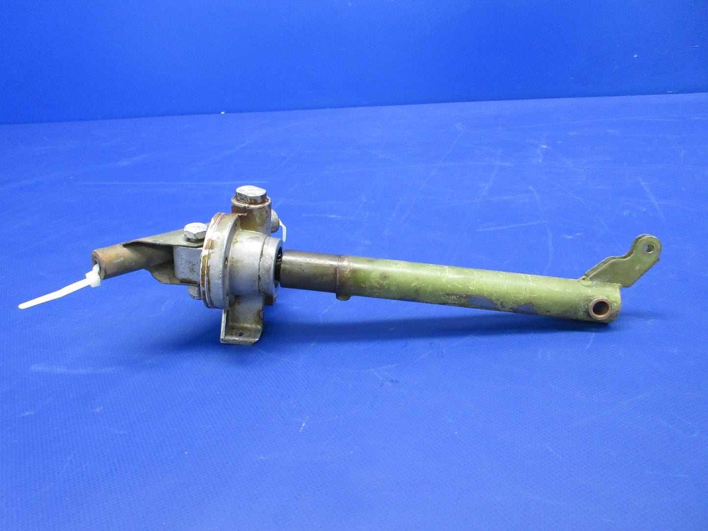 Cessna 182 / 182L Flap Drive Pulley & Actuator P/N C301002-0306 (0226-1033)20