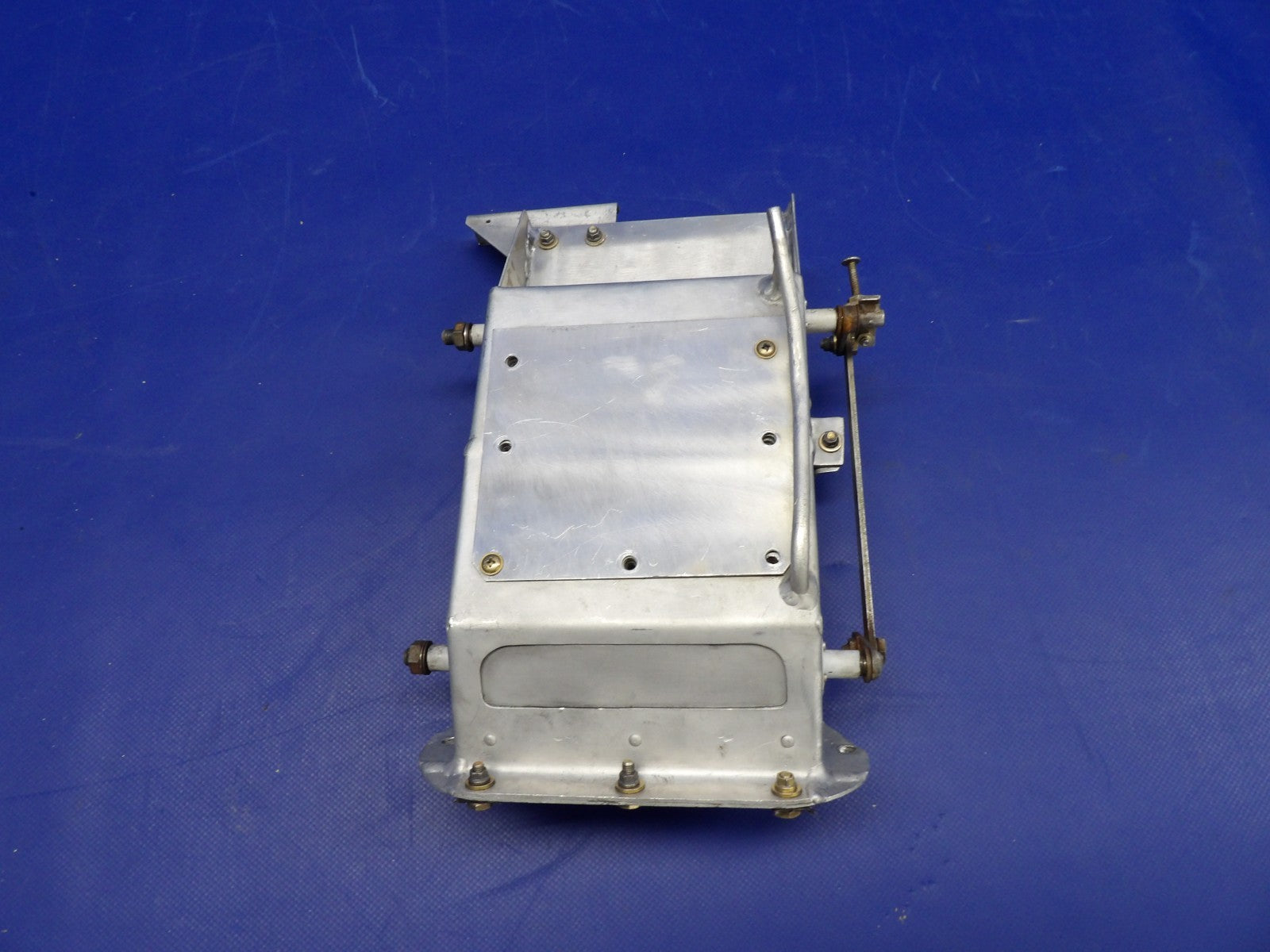 Beech D95A Travel Air Left Hand Air Box P/N 95-919117-5 (0226-514)8