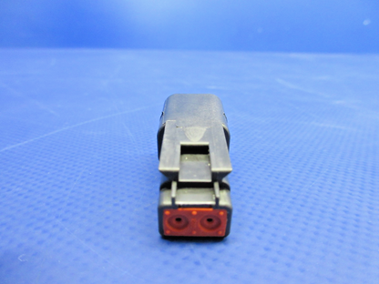 Cirrus Tanis Harness Plastic Socket P/N TCP2598 LOT OF 5 NOS (0326-993)7