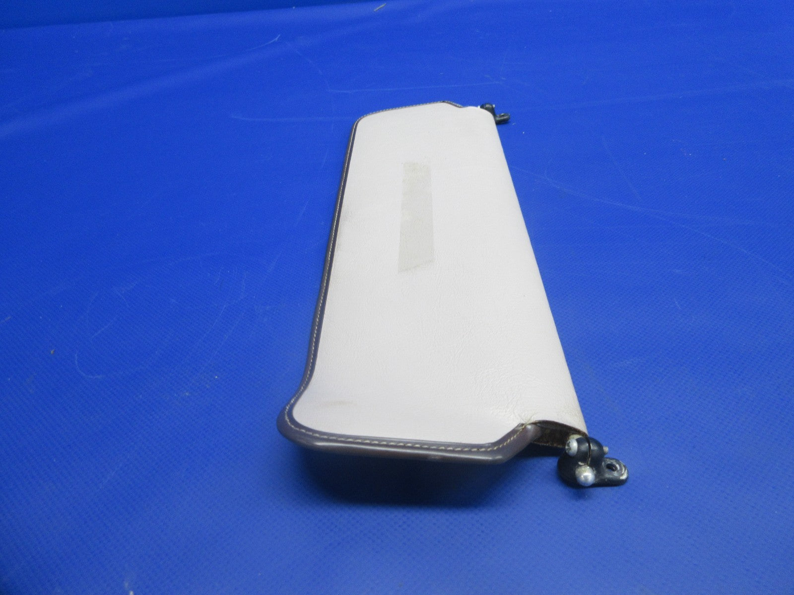Piper PA-24-250 Comanche Sun Visor LH & RH Set P/N 23040-03 & -003 (0825-1037)9