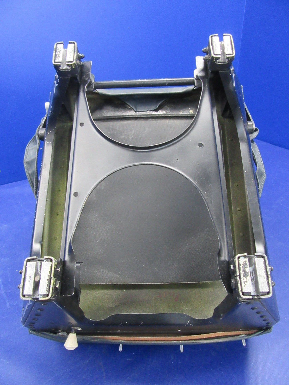 Beech 76 Duchess Co-Pilot Seat P/N 169-534024-2 (0326-54)6