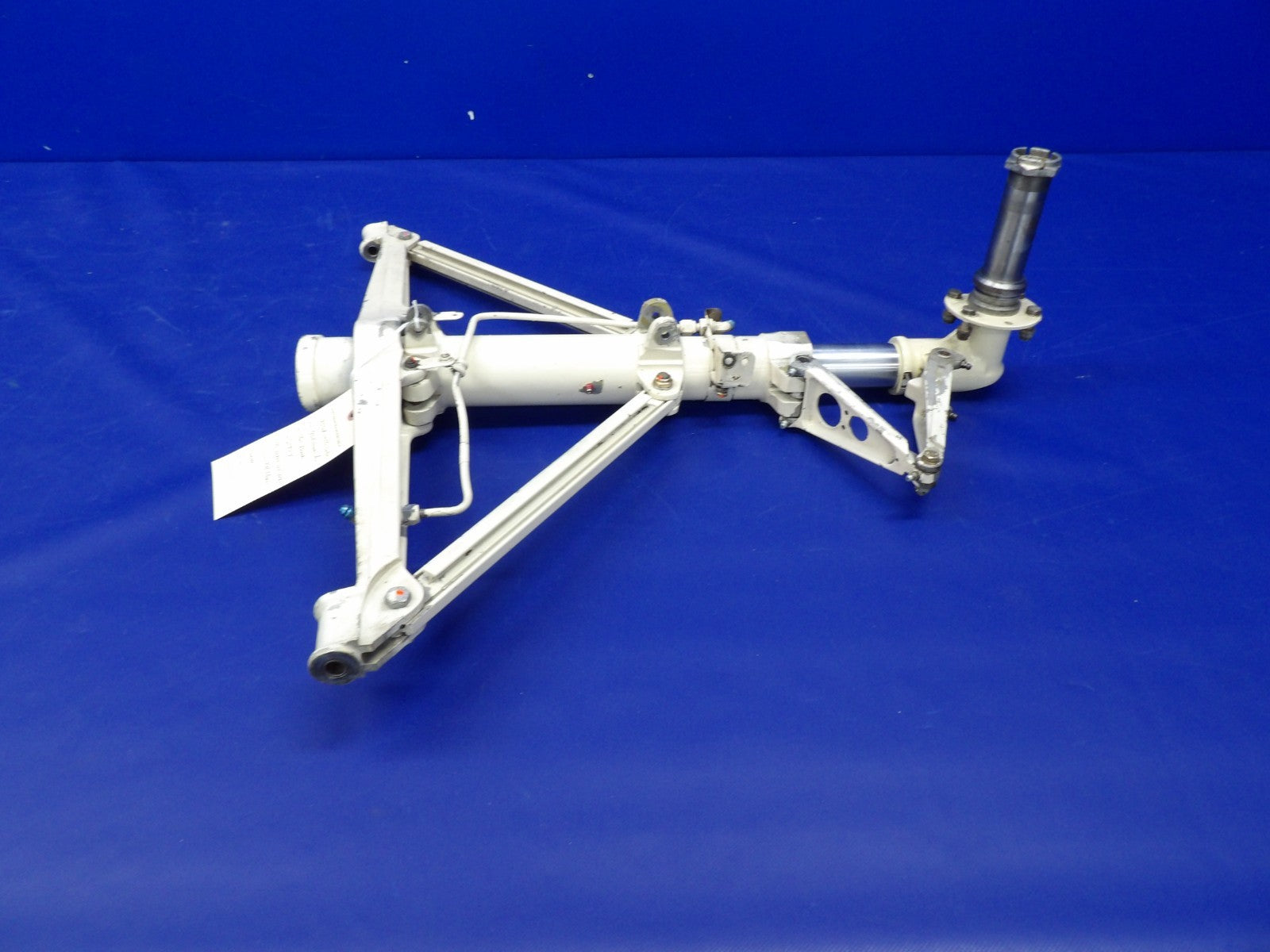 Beech D95A Travel Air Right Hand Main Gear P/N 95-810002-20 (0226-2046)0