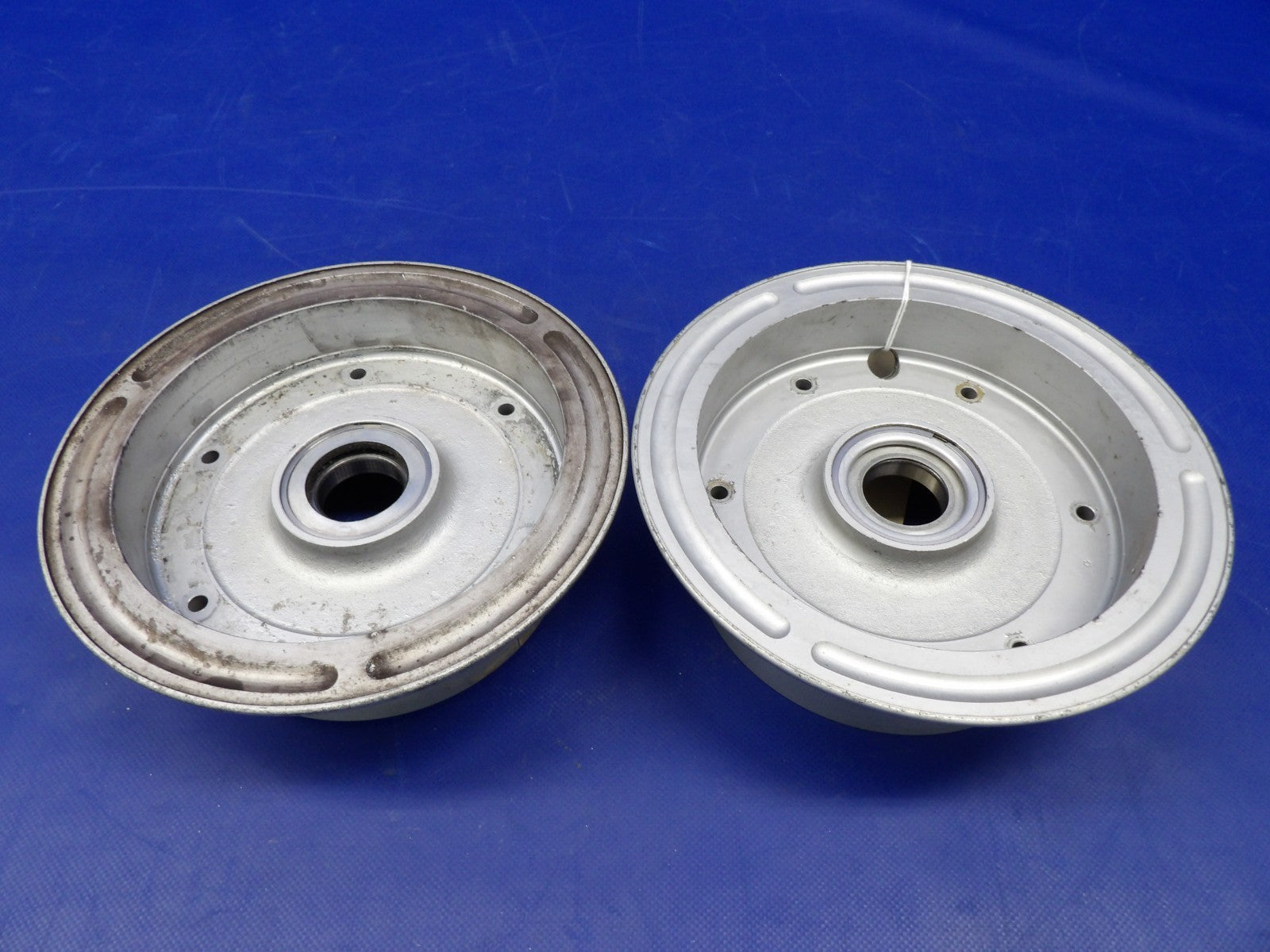 Beech F35 Bonanza Cleveland 40-98 7.00-8 Main Wheel P/N 161-02300 (0726-2094)4