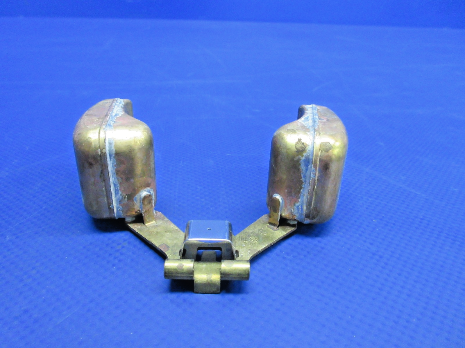 Precision Carburetor Bowl Float P/N 30-766 NOS (0426-785)15