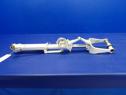 Cessna 310 / 310I Nose Landing Gear P/N 0842000-77 FOR PARTS (0326-2006)0