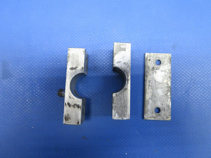 Piper PA-23-250 Nose Wheel Steering Tube Bearing Block Assy 18399-300 (0624-824)1