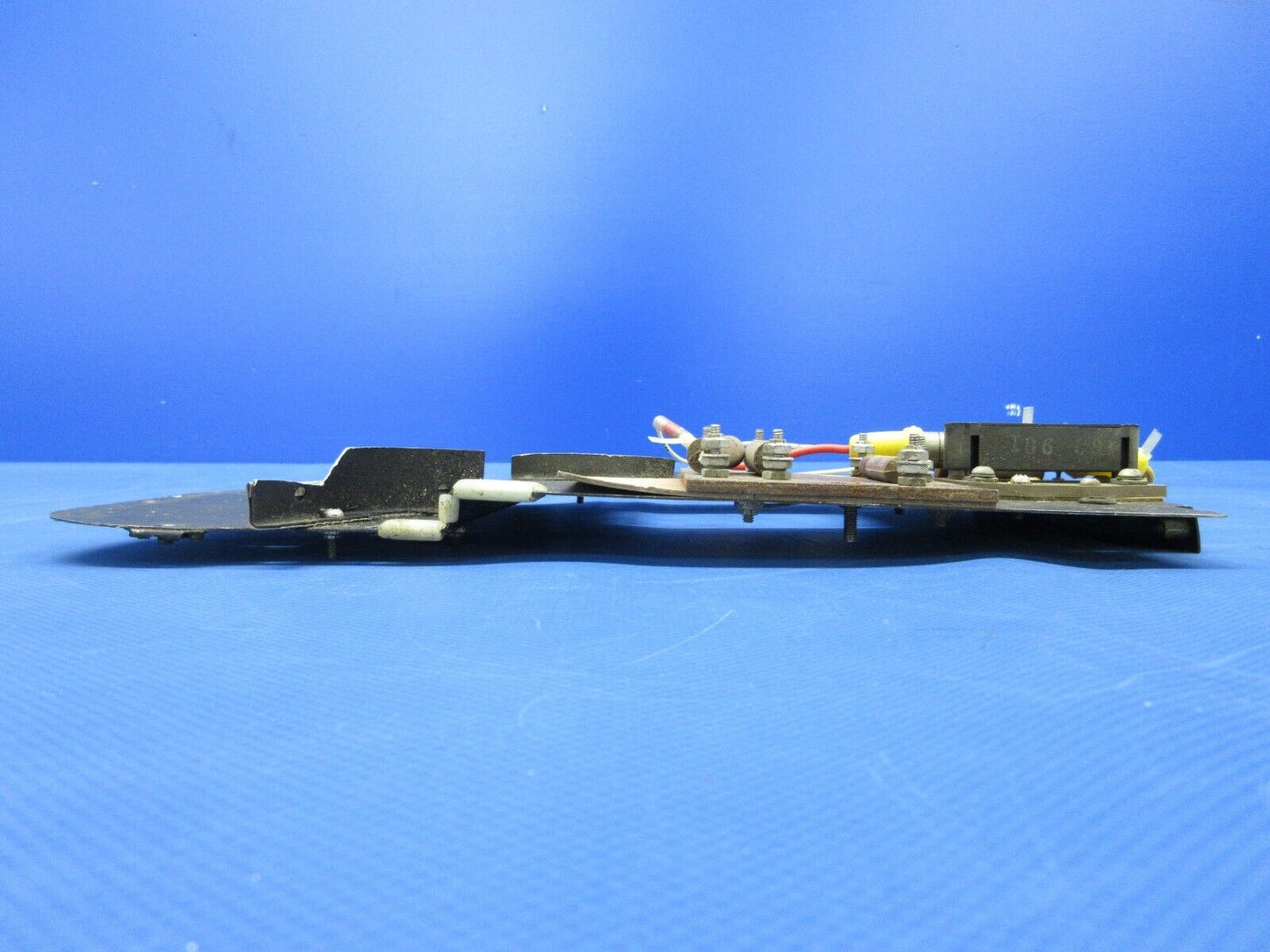 Piper PA-23-250 Aztec Pedestal Plate Assy LH P/N 17065-05 (0624-861)