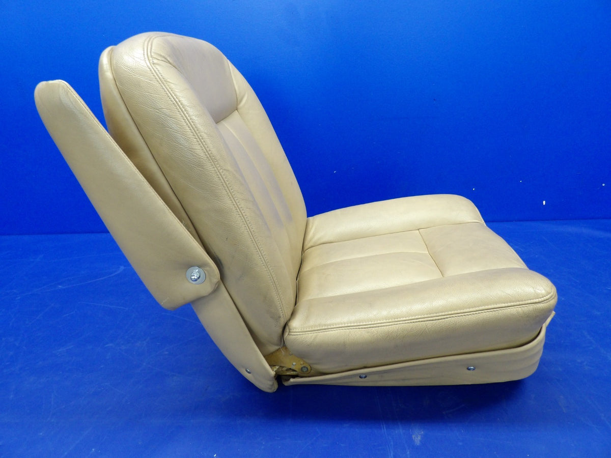 Cessna 421 Pilot Seat P/N 5119231-3 Tan Vinyl (0726-1241)4