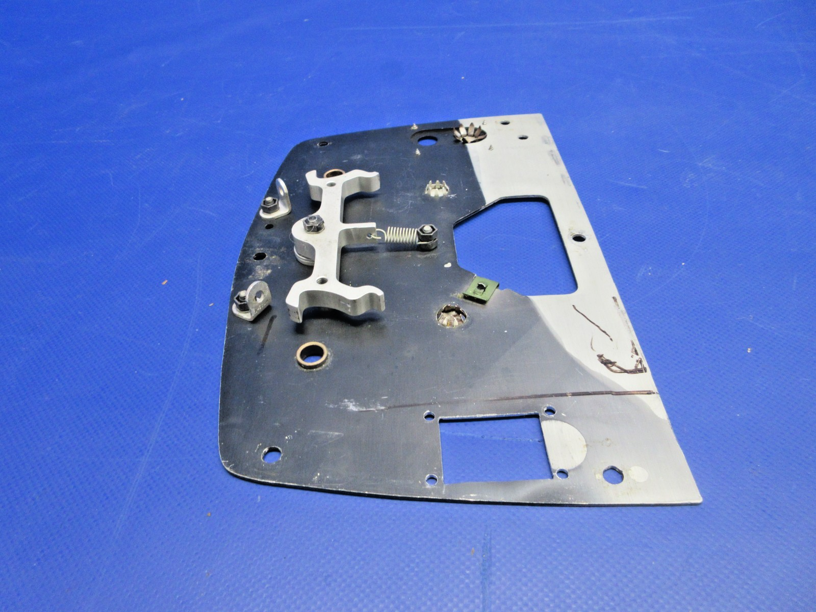 Beech D95A Travel Air Fuel Selector Valve Cover Plate P/N 96-920011-11 (0326-75911