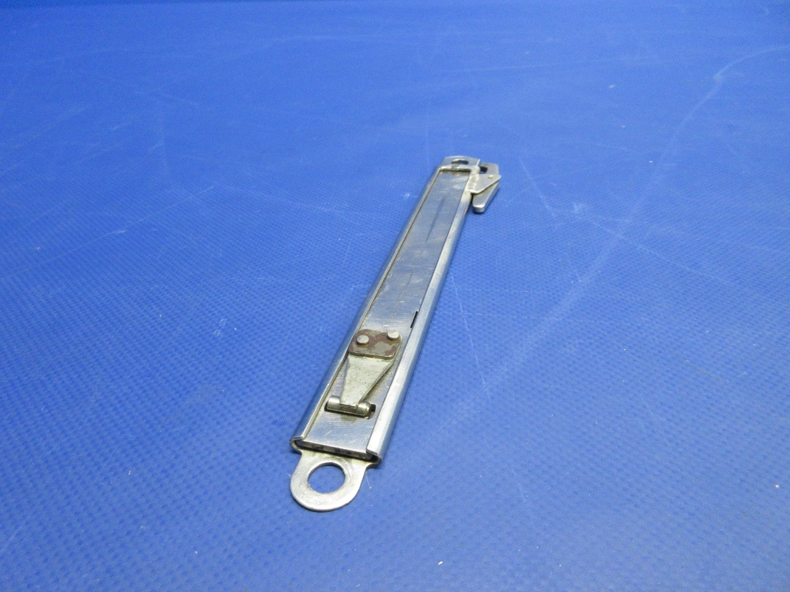 Cessna 421 Upper Main Door Stop P/N 5211183-2 (0726-737)5