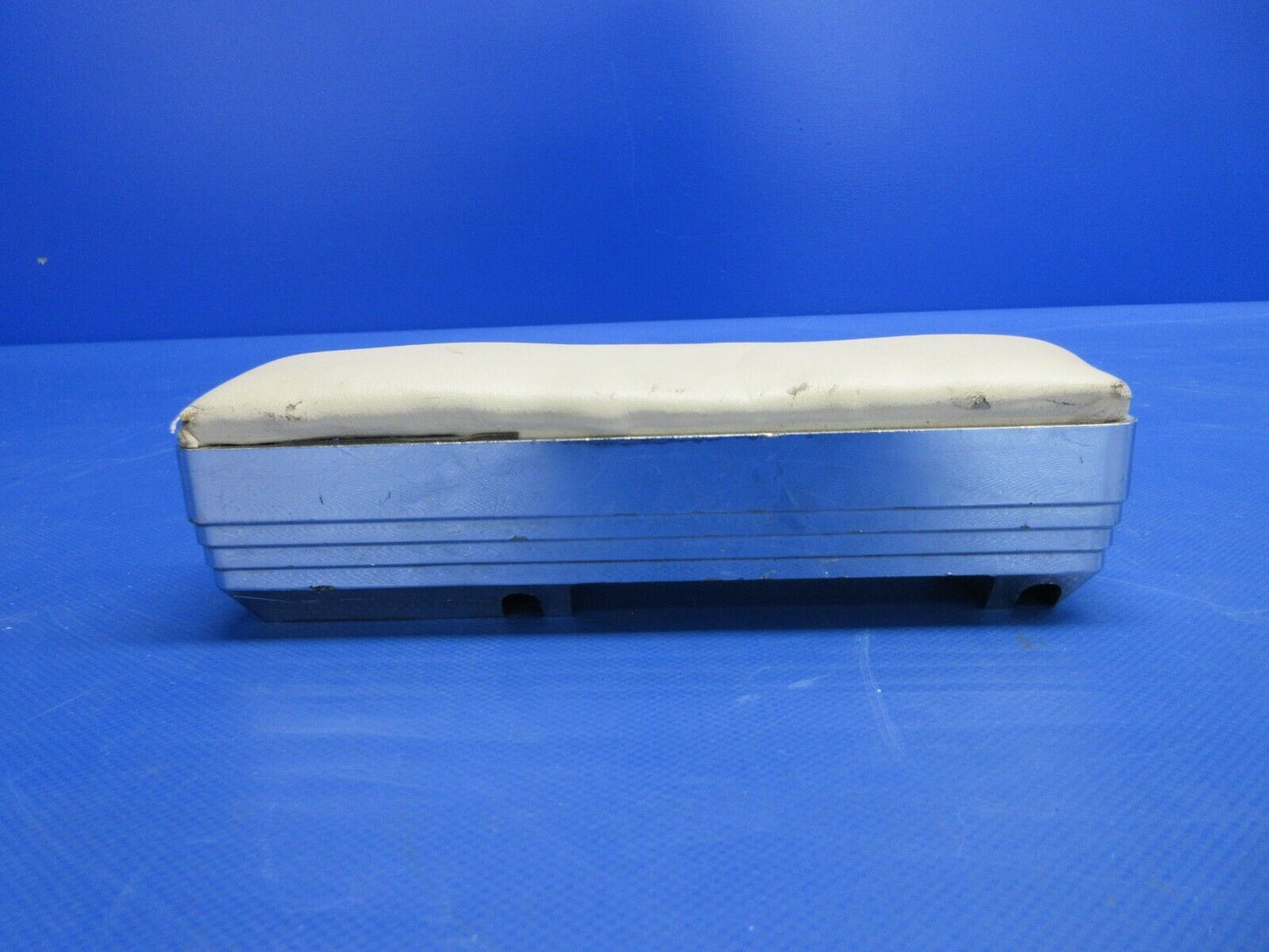 Piper PA-34-200T Seneca II Armrest Housing Assy RH P/N 66710-16 (0524-1891)