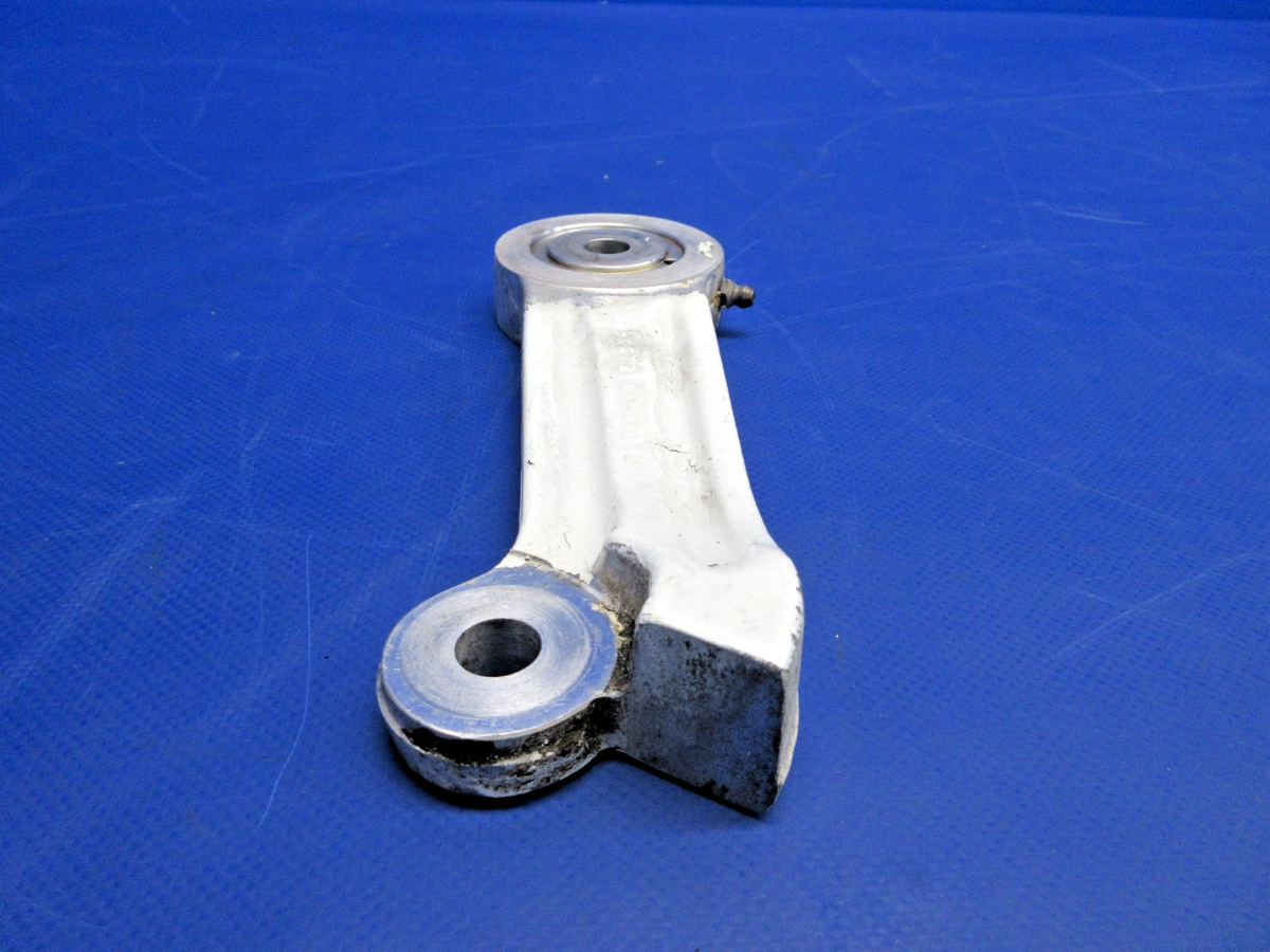 Piper PA-28-235 Cherokee "New Style" Main Gear Torque Link 78033-00 (0926-906)12