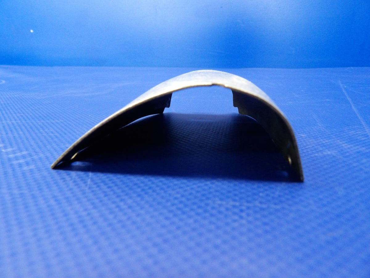 Cessna 150 RH Wing Light Shield P/N 0523566-2 (0526-1393)4